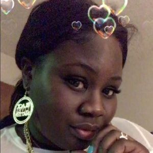 Meet your Posher, Porscha